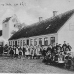 Skoleudstilling - Ourø Kirke og Skole ca 1910